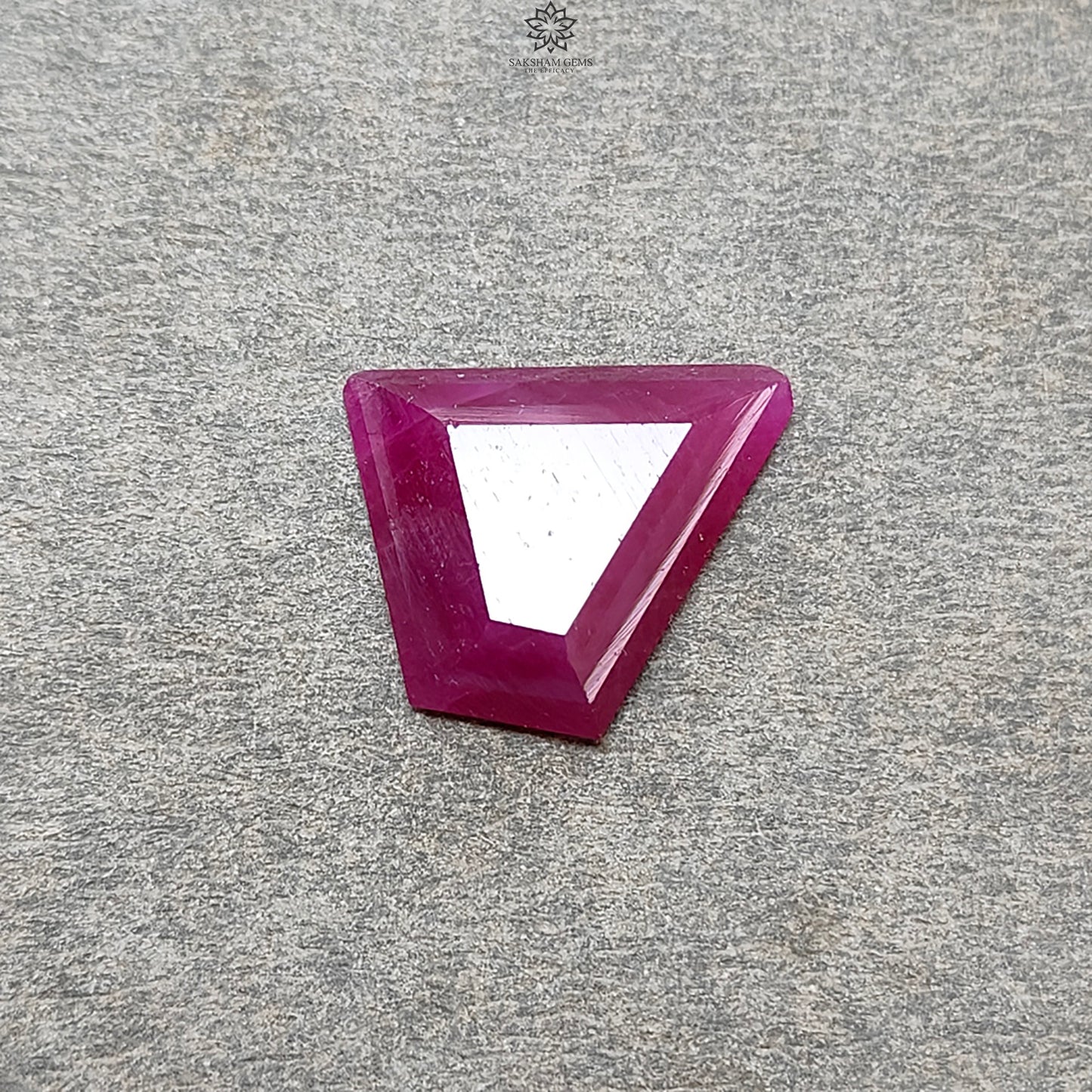 Ruby Gemstone Step Cut : 8.30cts Natural Untreated Unheated Red Ruby Trapezium Shape 14*16mm 1pc