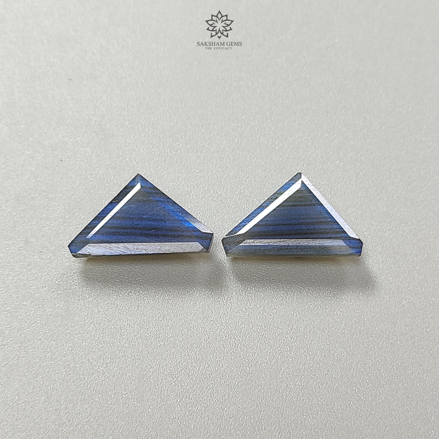 Labradorite Gemstone