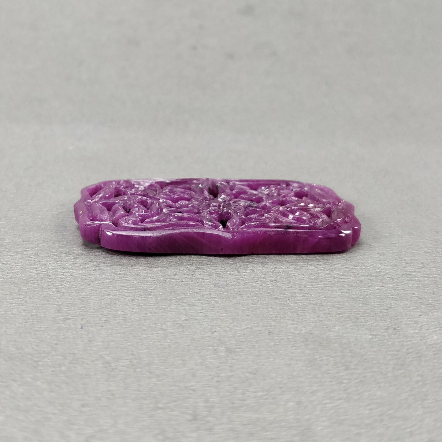 Ruby Gemstone Carving : 93.80cts Natural Untreated Red Ruby Hand Cushion Shape 53*33mm